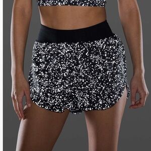 Lululemon Find Your Pace HR Shorts 3”